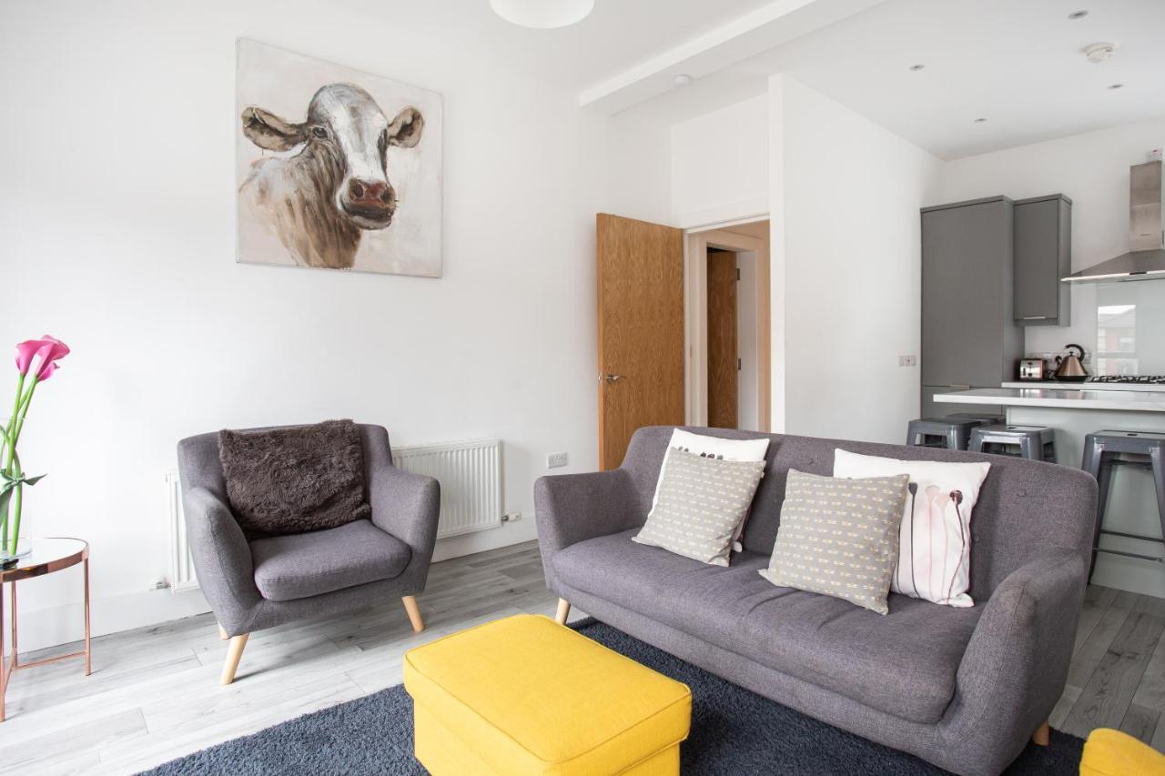 Modern Luxury Apartment, Sleeps 6, Best Location Belfast Exterior foto